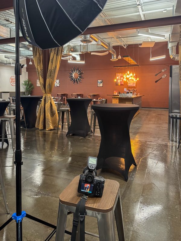 Lighting an executive portrait on location · Transworld